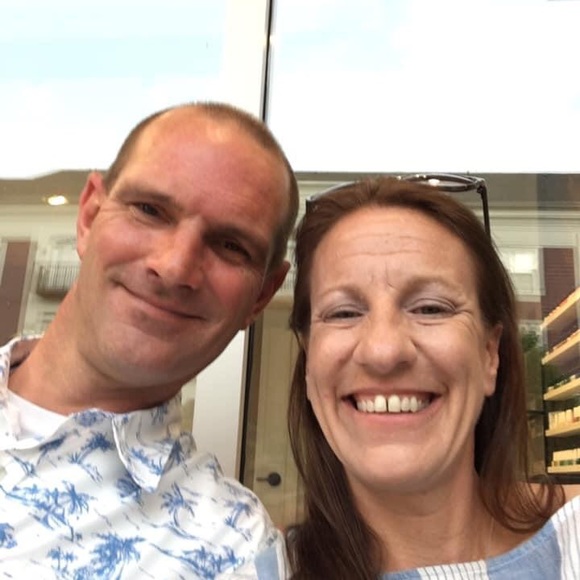 Meet your Posher, Jennifer - Picture 2 of 5